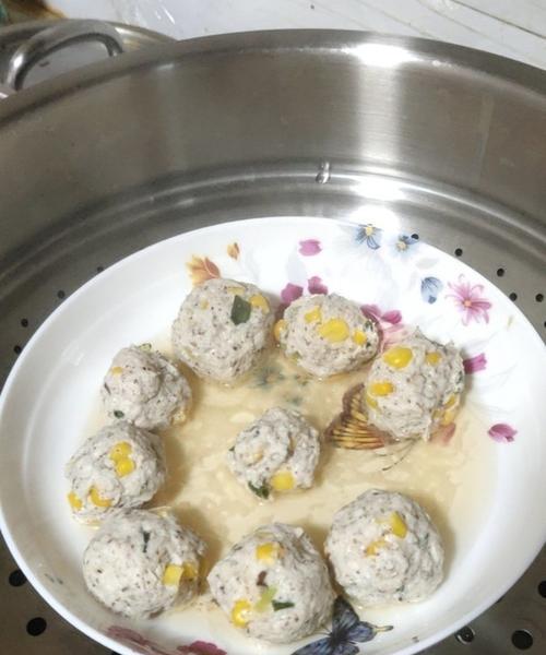 江湖悠悠鸡肉丸食谱大揭秘！（学会这些技巧，你也能轻松制作出美味的鸡肉丸！）