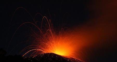 《地下城黑色火山攻略指南》（解密火山守护者，闯过挑战与迷宫，探寻暗黑奥秘）