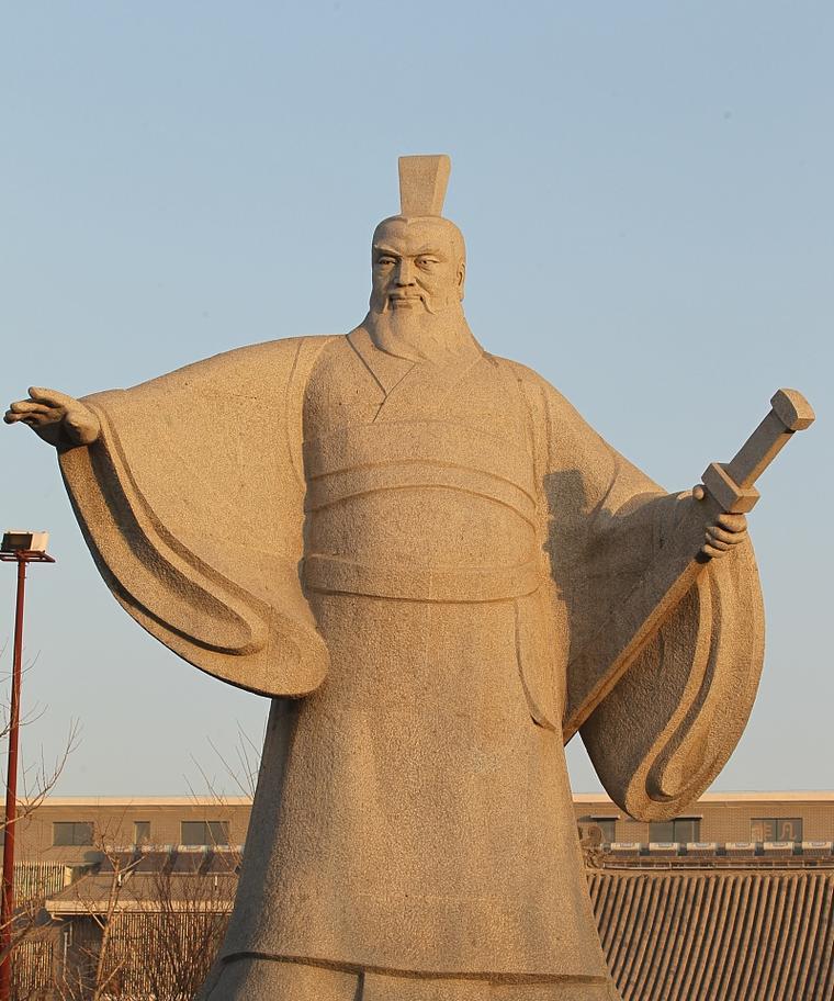 《召唤诸葛亮曹操出装攻略》（挑战三国霸业，智勇双全的致胜法宝）